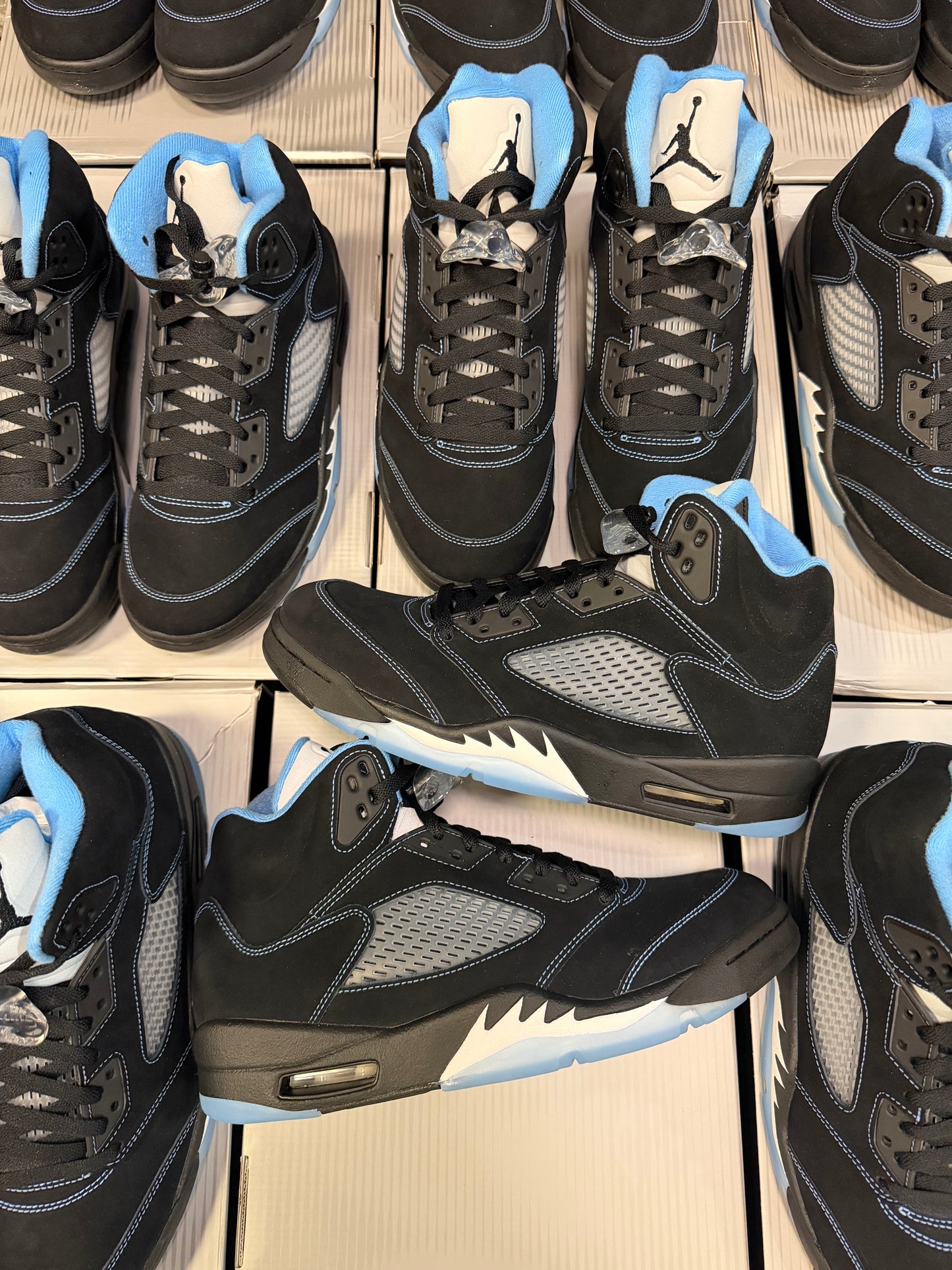 Air Jordan Retro 5 “University Blue”