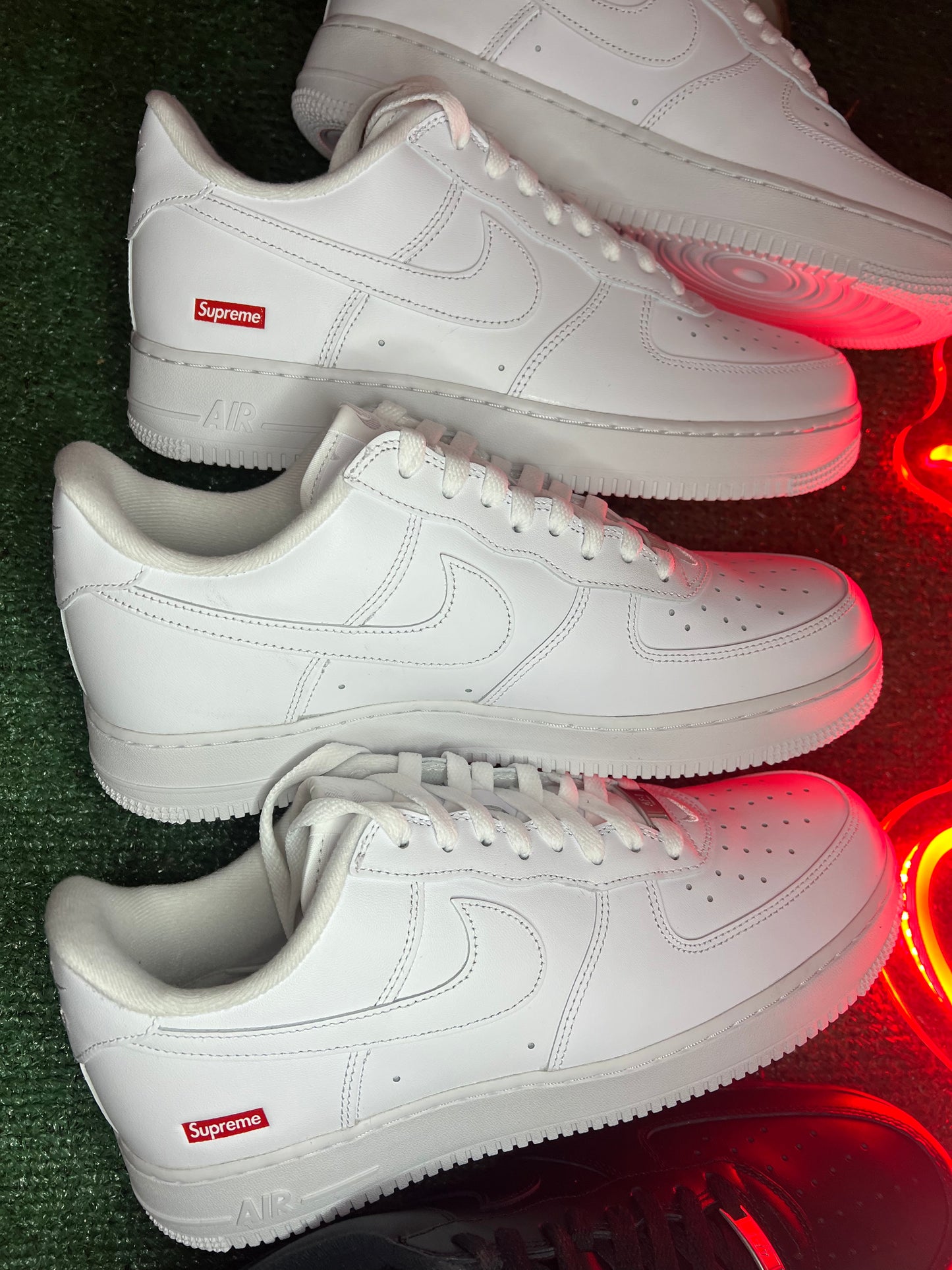 White Supreme AF1
