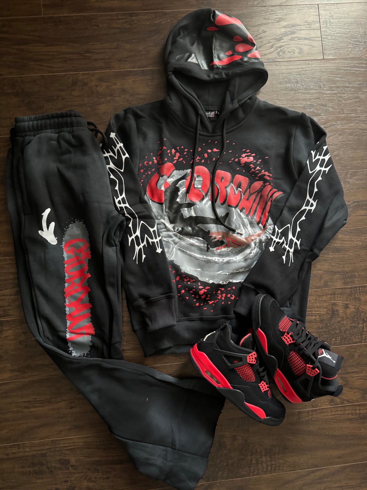 Giordani “Sinking Society” Sets